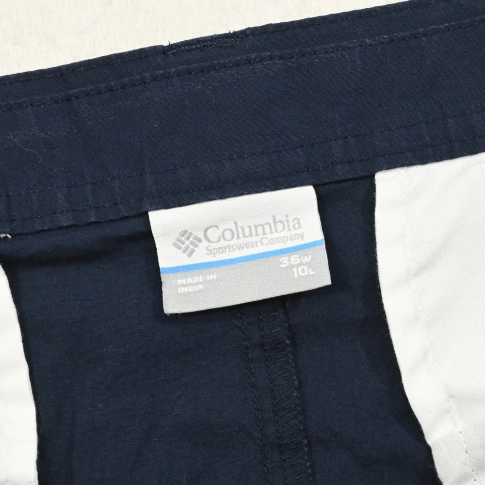Columbia Hiking Chino Shorts Blue Flat Front Cotton Mens Size 36 x 10